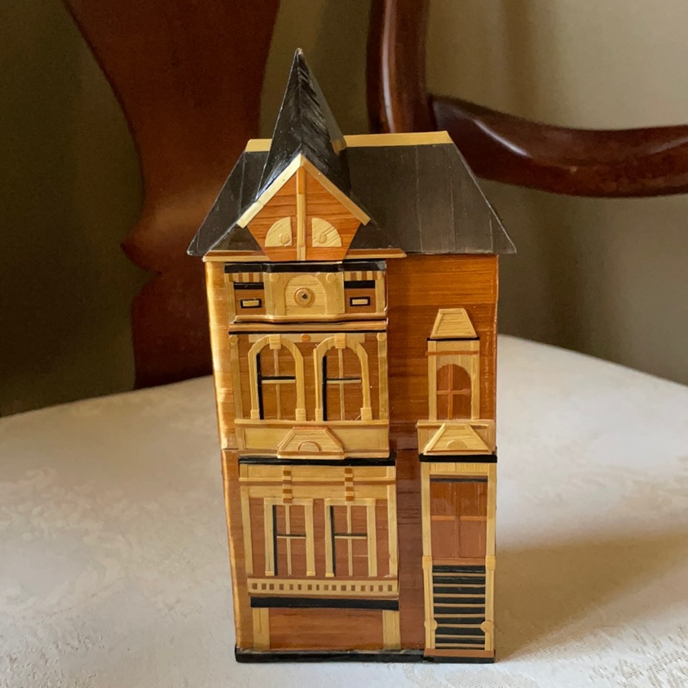 Unique vintage handmade bamboo, straw, wheat Victorian row house trinket box